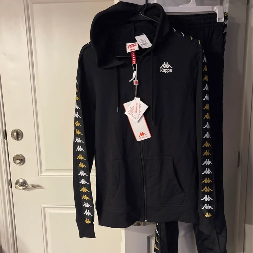 Kappa hoodie and matching pants hoodie is a small pants are a medium